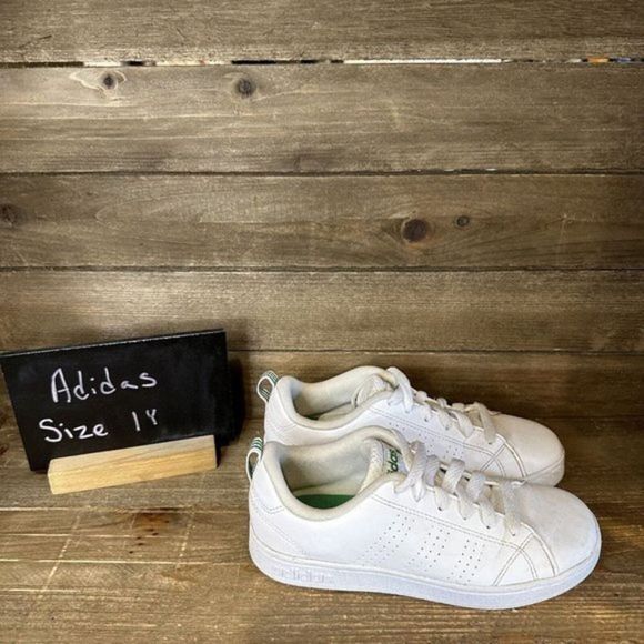 Kids Childerns Adidas Stan Smith White Leather Casual Sneakers‎ Shoes Size 1 Y - Picture 1 of 6